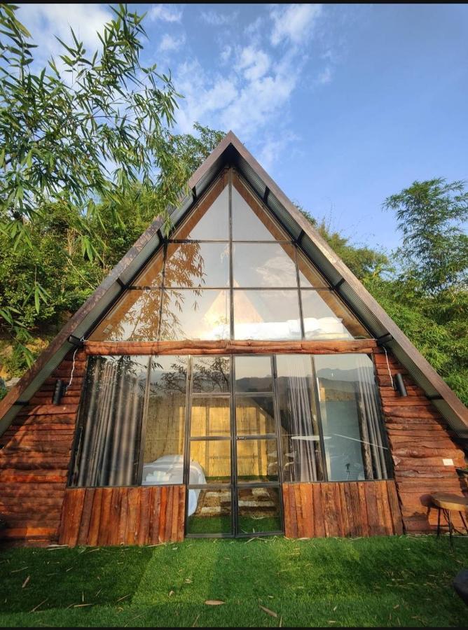 Flower Hill 180 Chiang Rai Exterior foto